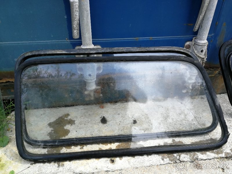 Skla na Škoda 1202 - 3