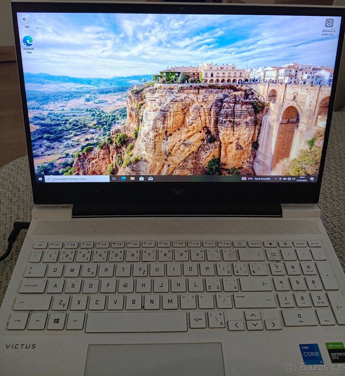 HP Victus - 3