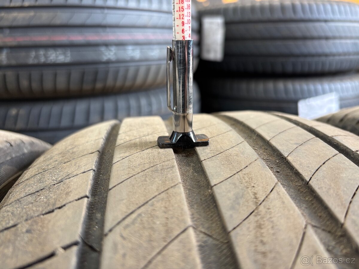 215/55 R18 99V - 3