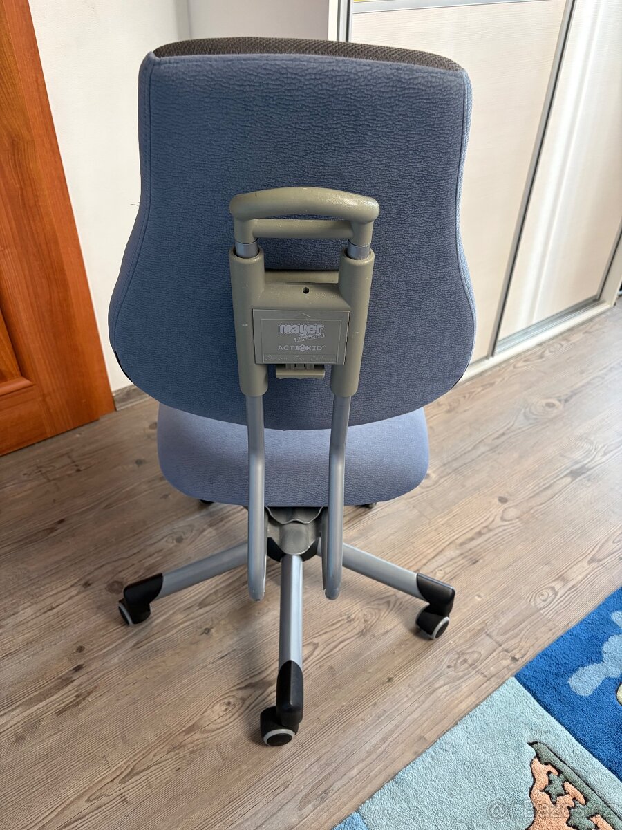 Ergonomická rostoucí židle Mayer - 3