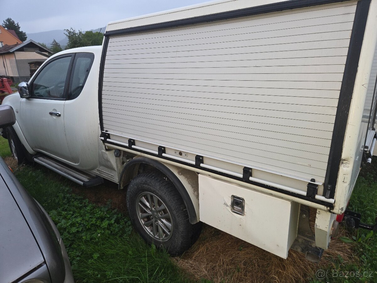 Mitsubishi l200 - 3