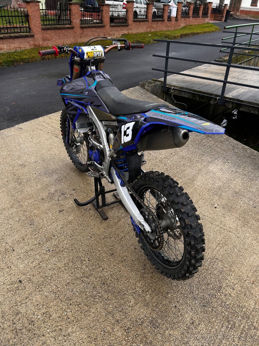Yamaha YZF250 - 3