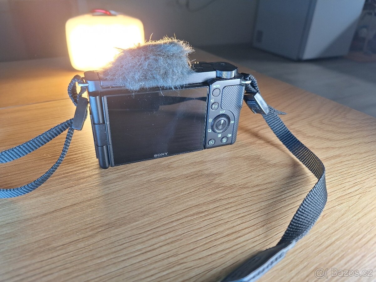 Sony ZV-E10 (tělo) - 3