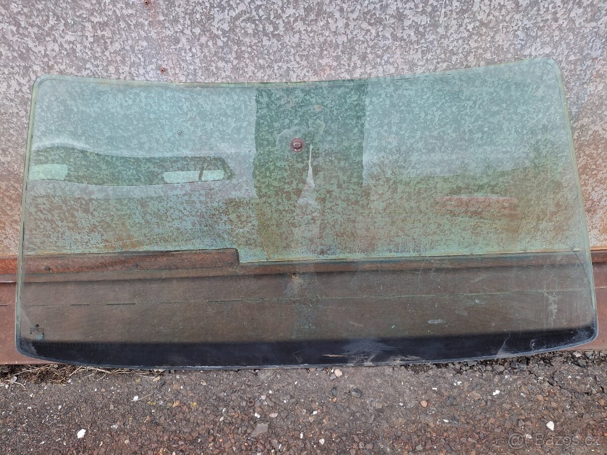 Čelní okno Felicia - 3