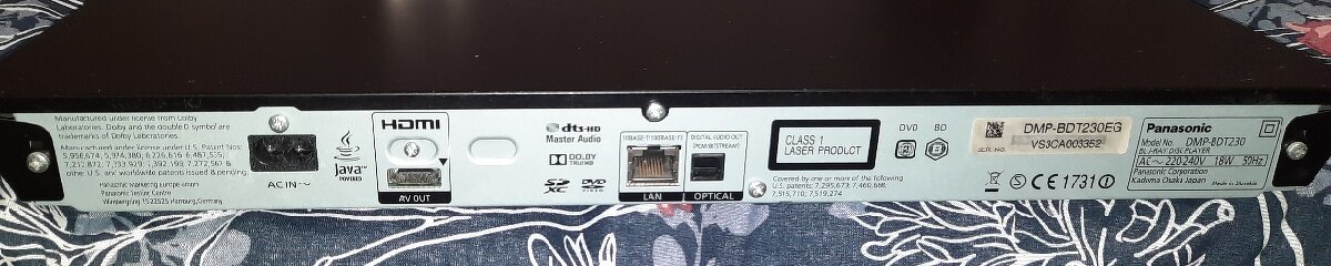 Blu-rey přehrávač Panasonic - 3
