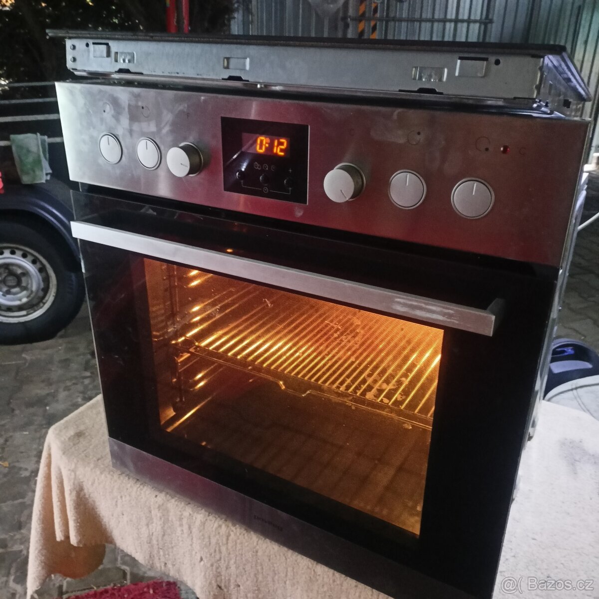 El.sporak vestavba - 3