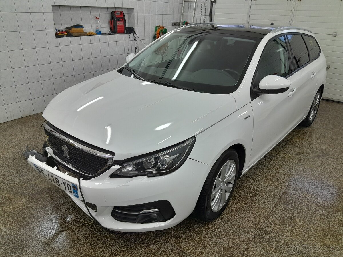 Peugeot 308 1,2T 110 - 3
