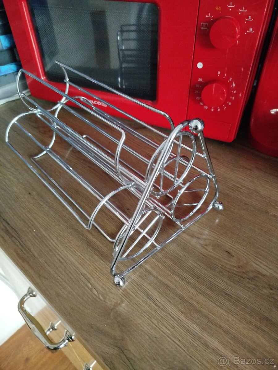 Stojan na kapsle - 3