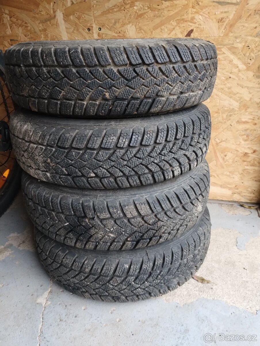 Prodám vraníky 155/70 R13 - 3