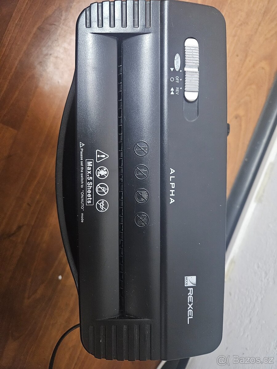 Skartovačka REXEL - 3