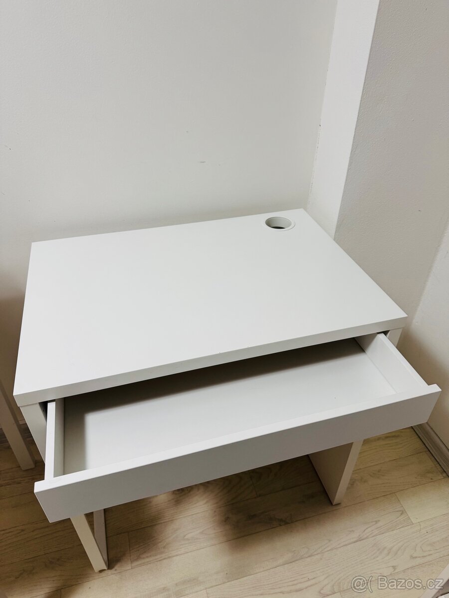 Psací nebo PC stůl IKEA 73x50 cm - 3