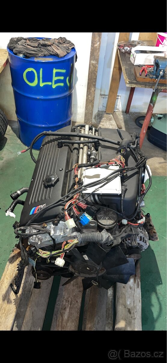 BMW E46 M3 S54B32 na DÍLY - 3