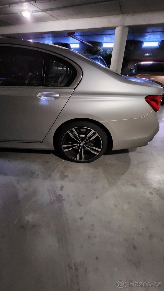 BMW 750 LD Carbon Core - 3