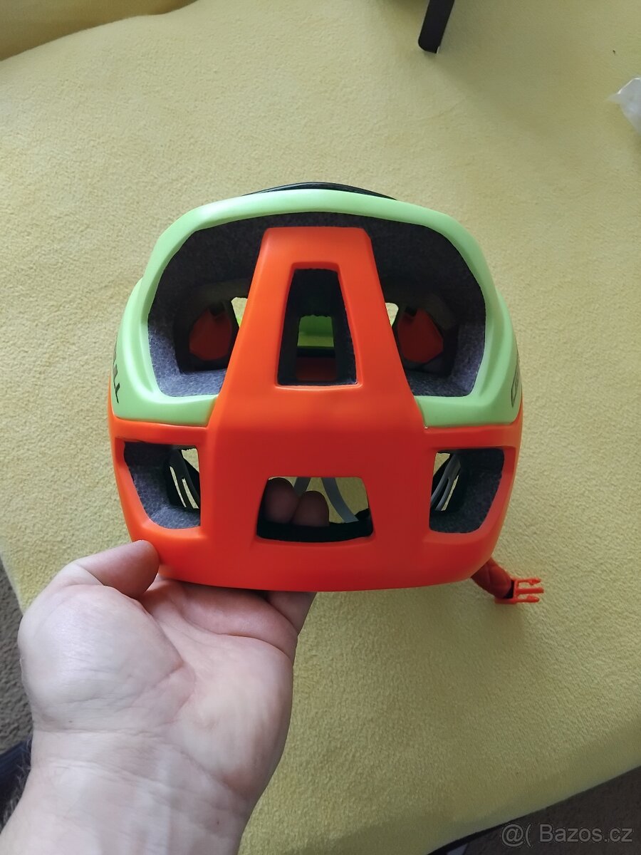 Cyklo přilba CAIRBULL v.M - 3