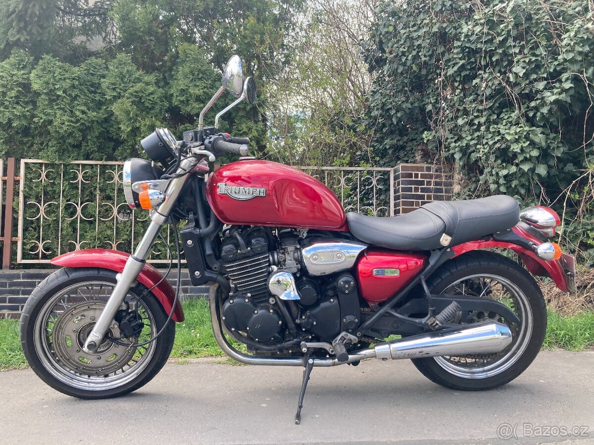 Triumph Legend 900 - 3