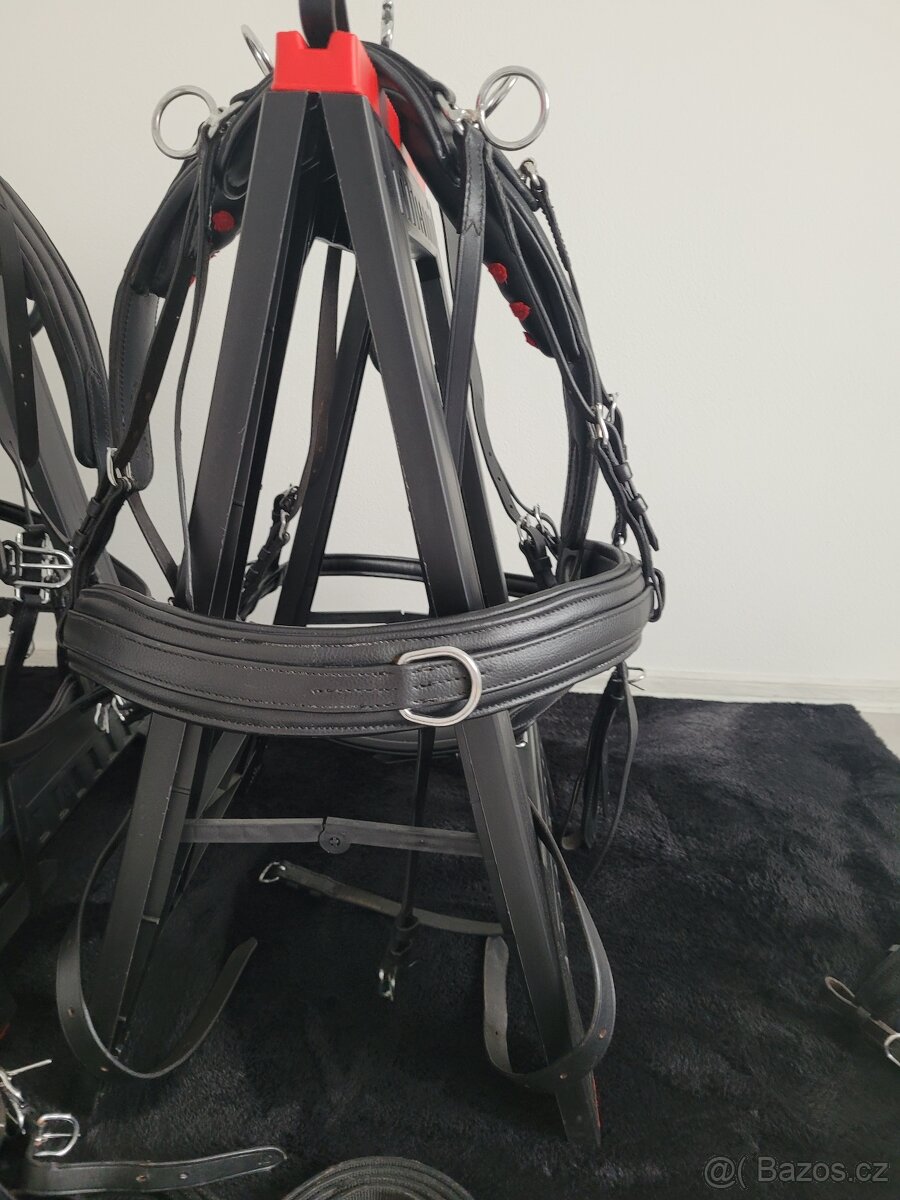 Postroj - 3