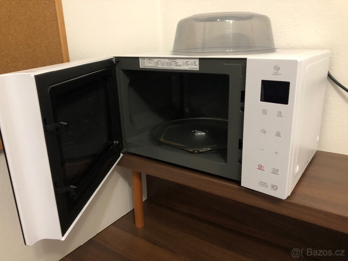 Mikrovlnná trouba LG - 3