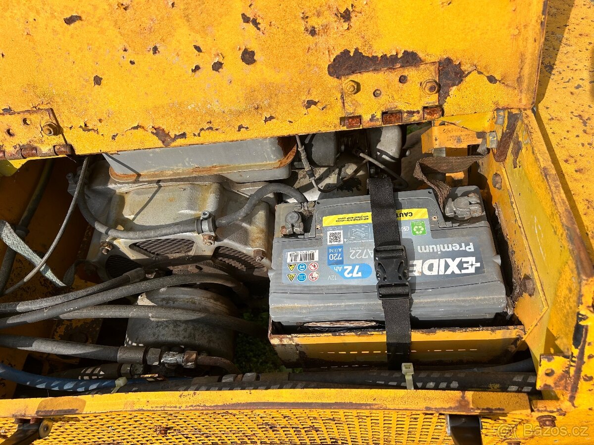 Příkopový vibrační válec - 3