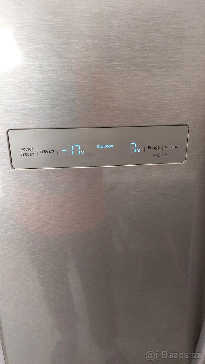 Americká lednice Samsung RS54N3003SA - 3