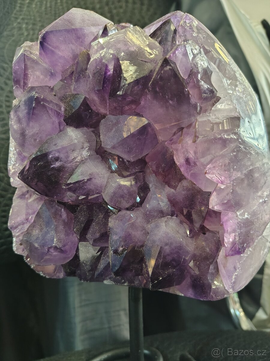 Ametyst na stojánku - 3