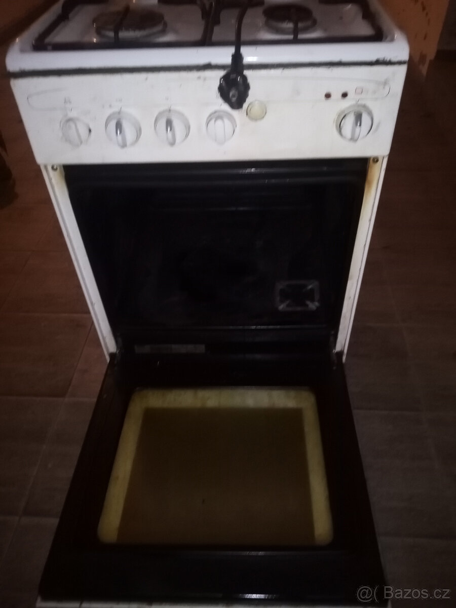 KOMBINOVANÝ SPORÁK MORA - 3