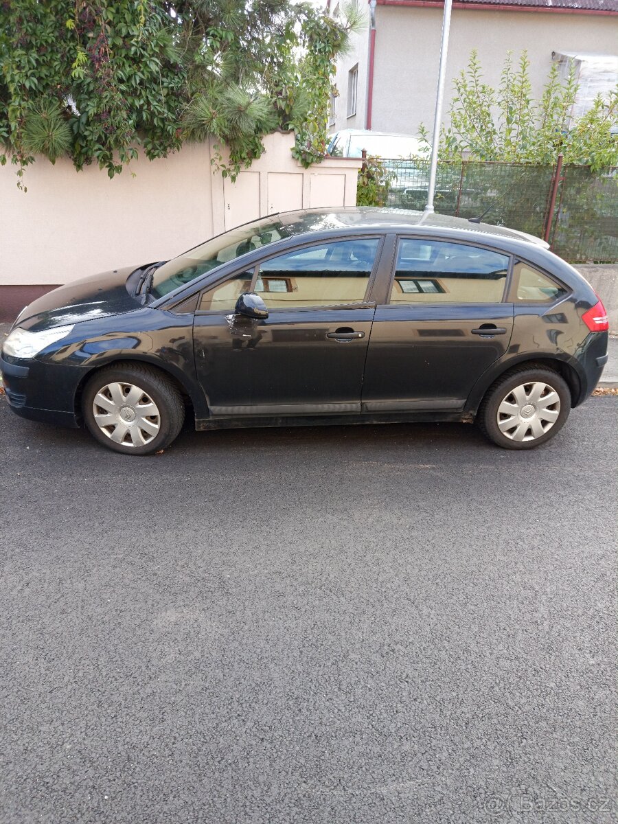 Citroen C4 hatchback 1.6 hdi - 3