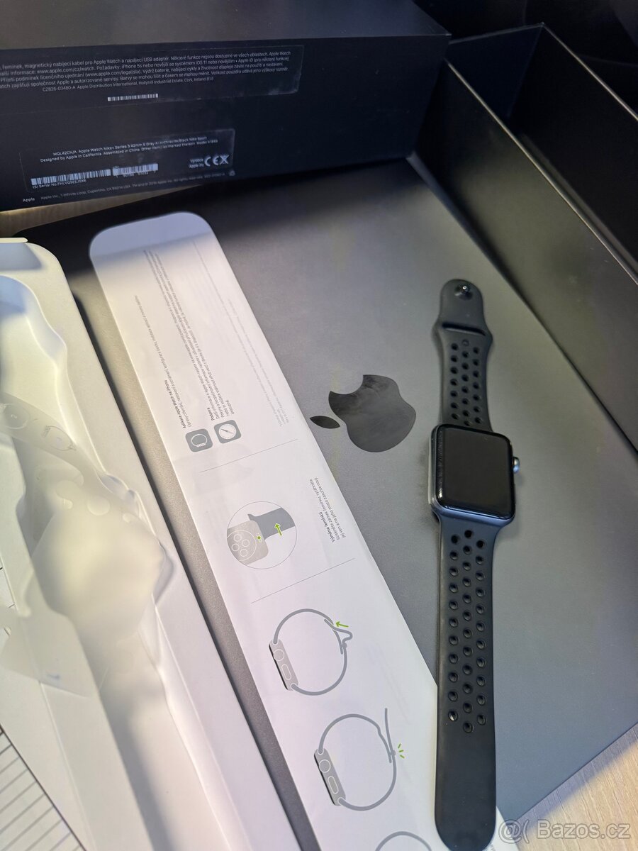 Apple Watch 3 Nike Edition 42m - 3