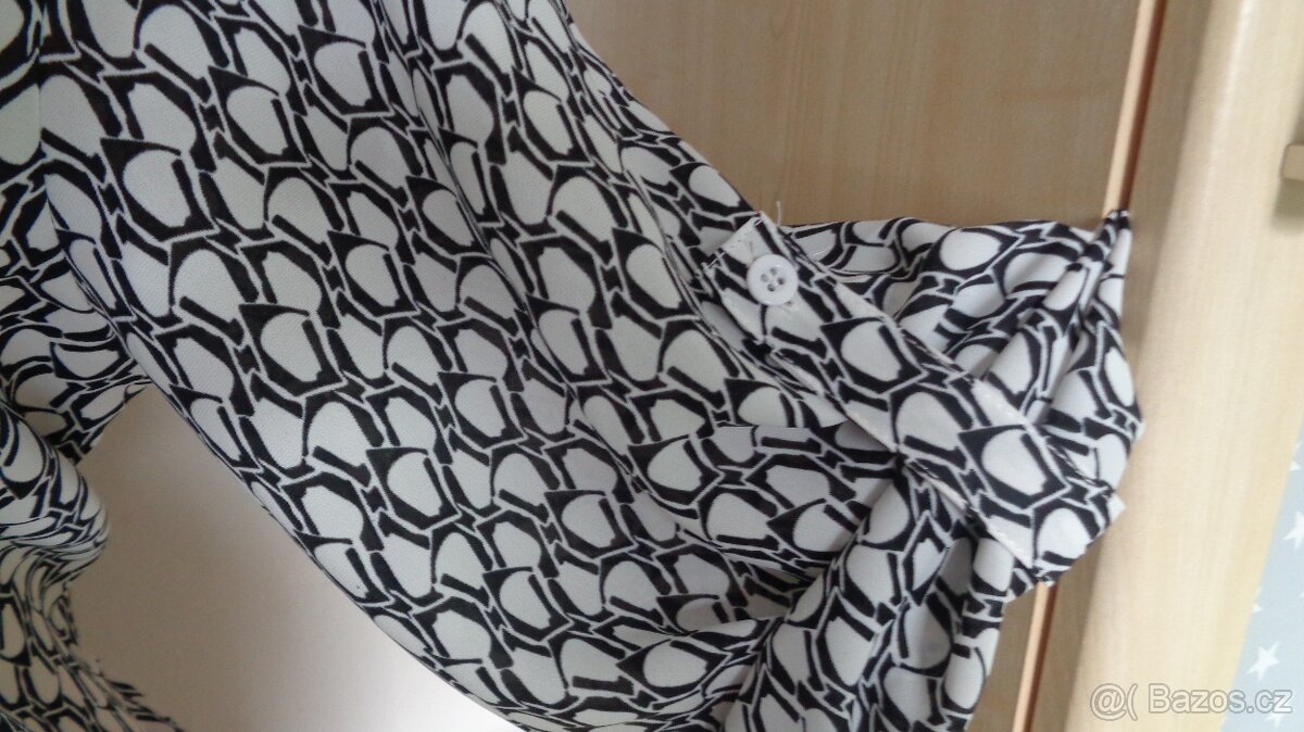 Dámská halenka NOVÁ vel.48-50 - 3