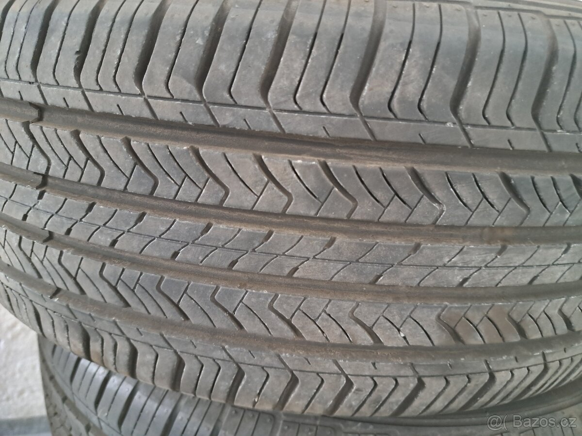MAXXIS BRAVO HP 215 55/R17 - 3