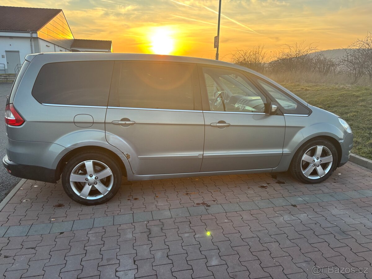 Ford Galaxy - 3