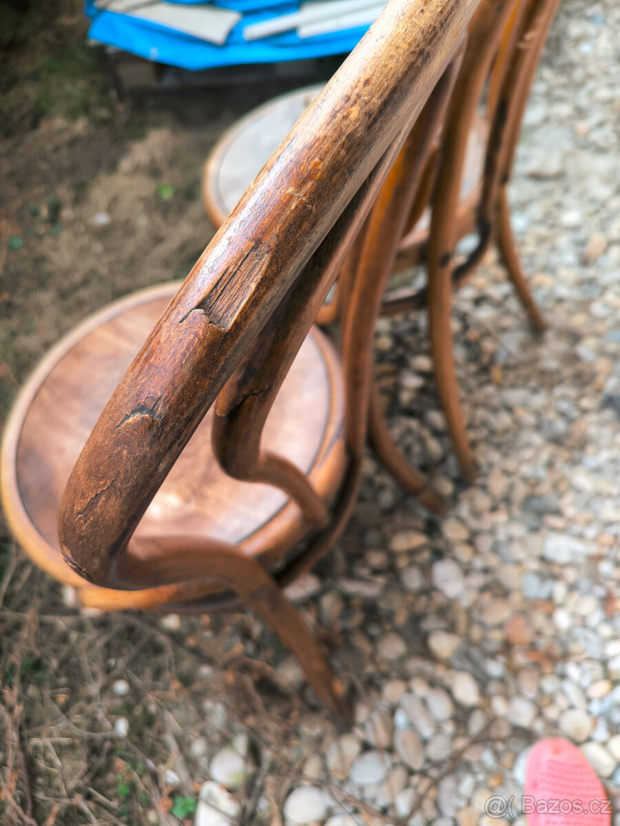 Staré židle Thonet k renovaci - 3