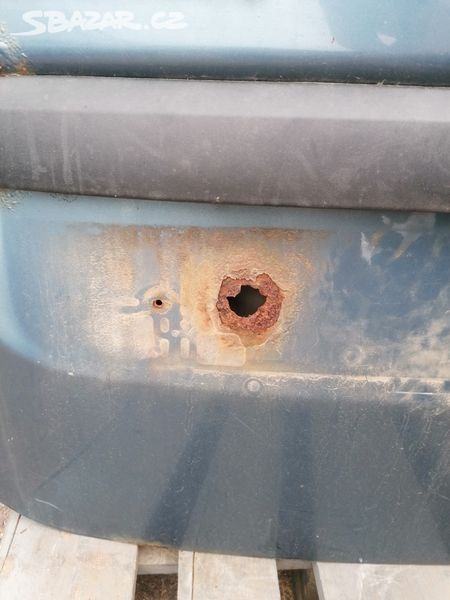 Dacia Logan MCV páté dveře kufr - 3