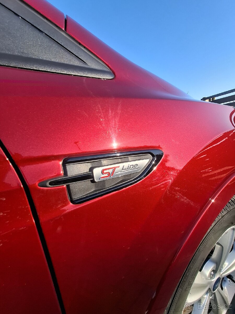 Ford Kuga ST,2,0 TDCI,132 kw,4x4 - 3