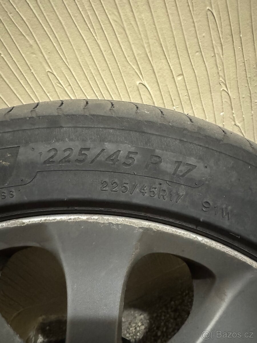 Original kola BMW 5x120 r17 - 3