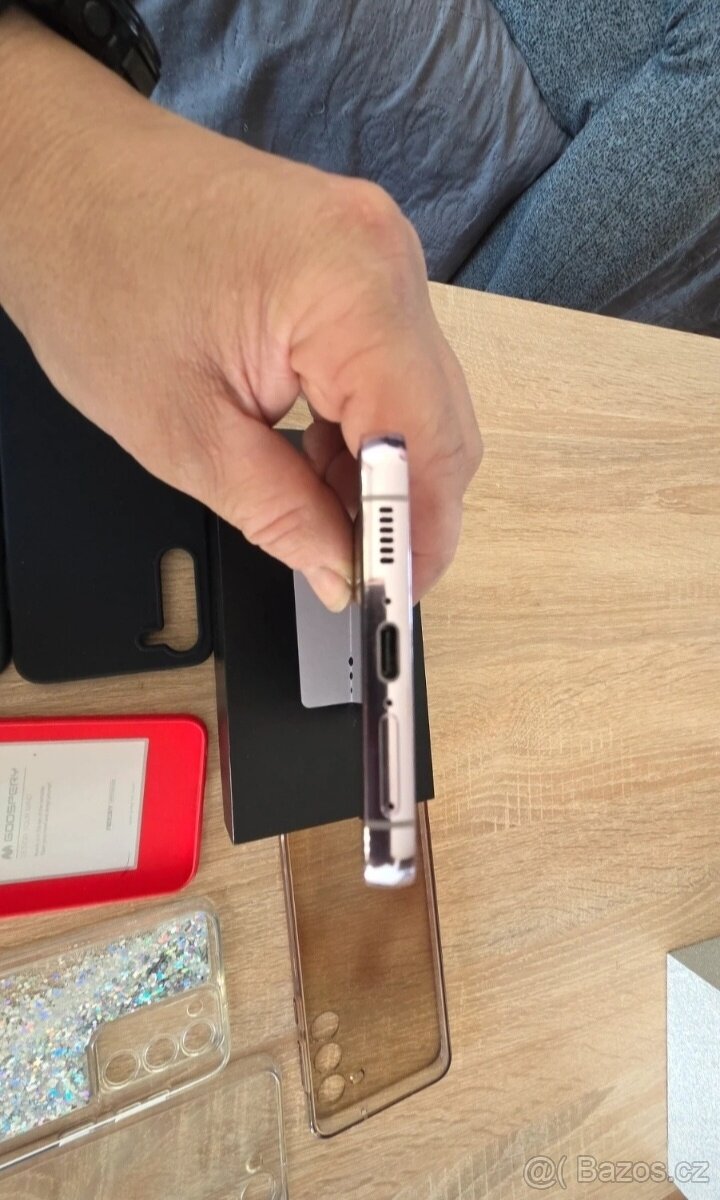 Samsung Galaxy S23 FE - 3