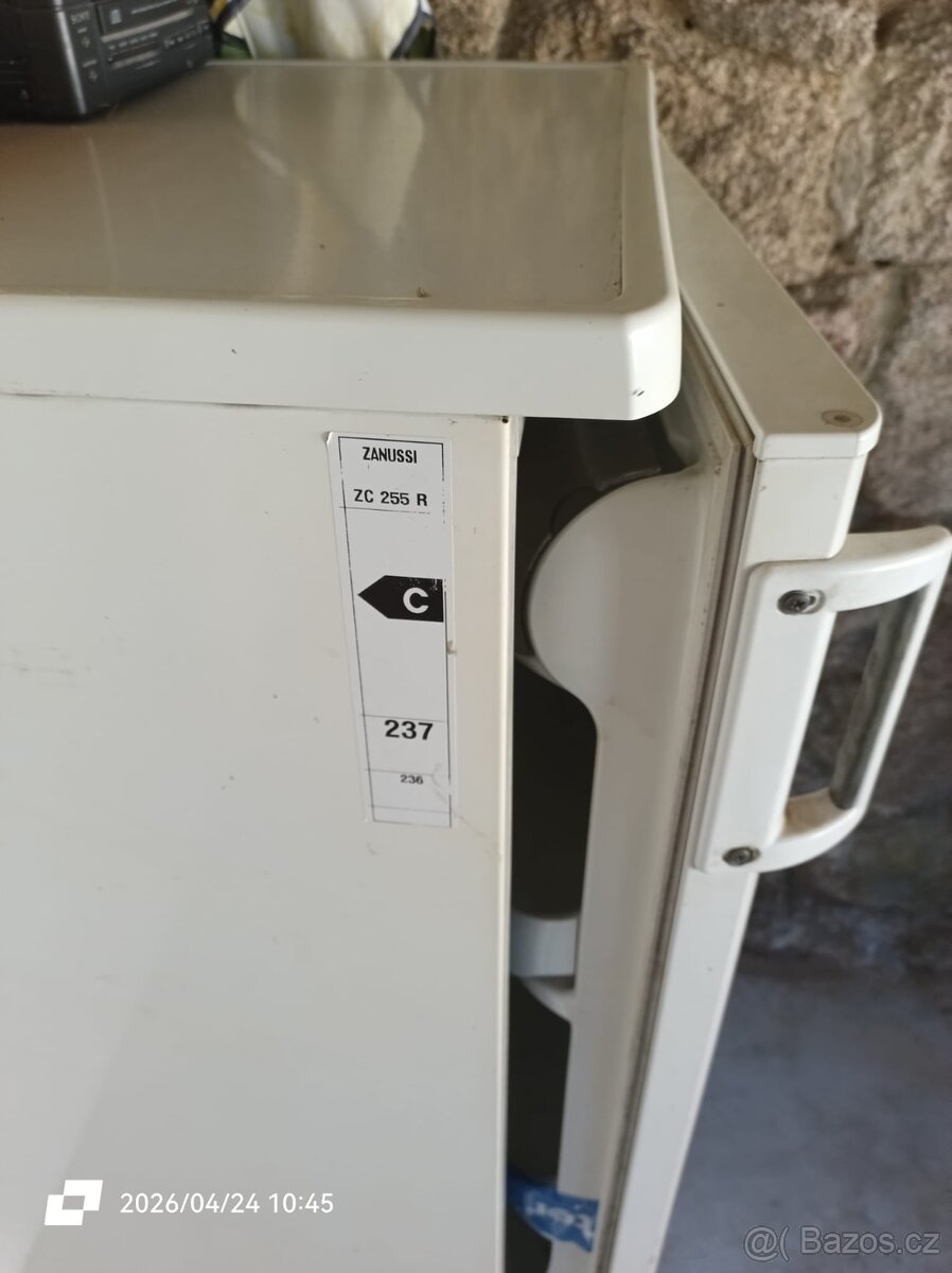Lednička Zanussi - 3