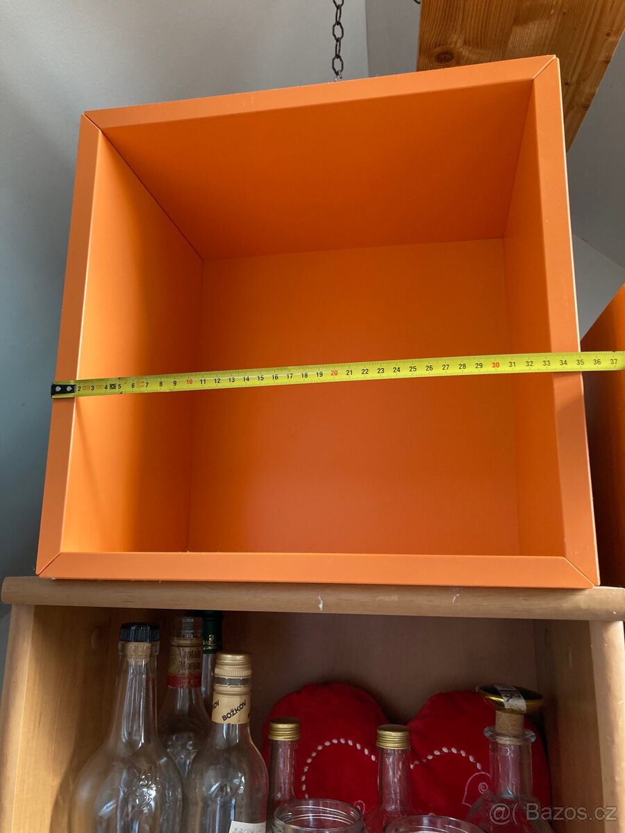 Poličky barevné IKEA - 3
