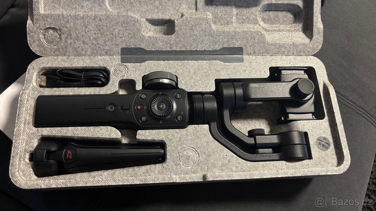 Zhiyun Smooth 4 - novy - 3