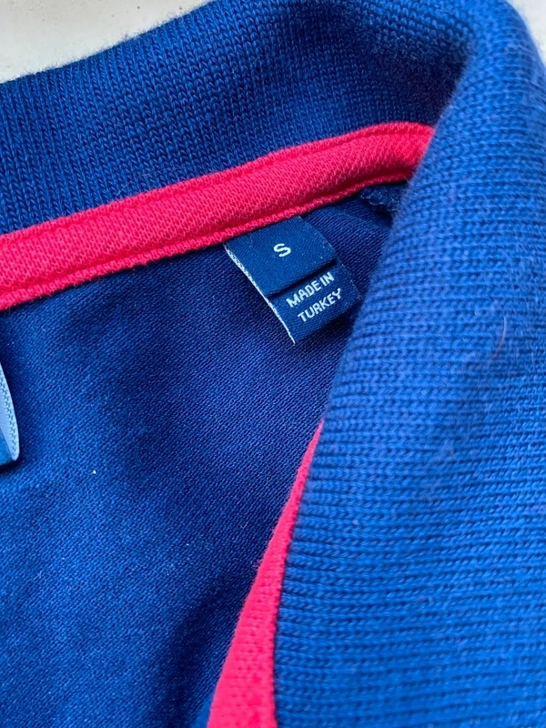 Tmavě modré Gant polo tričko s růžovými prvky - S - 3