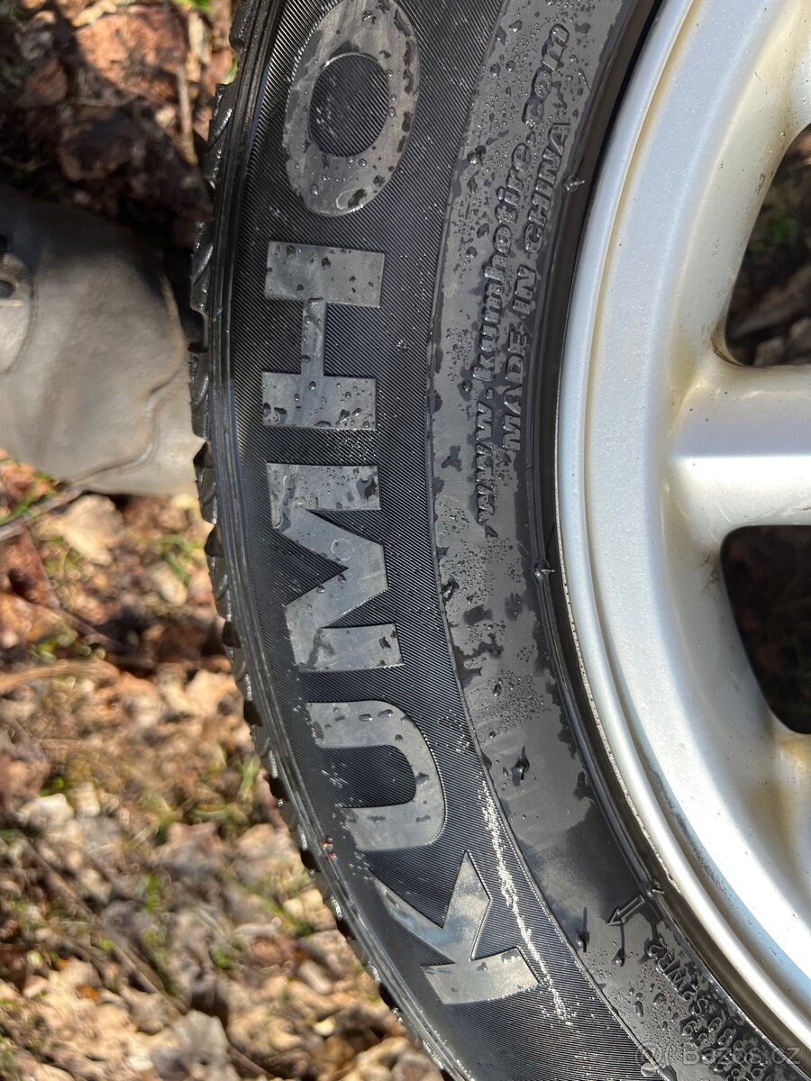 Zimni kola BMW 5x120 e36 205/60 R15, IS47 - 3