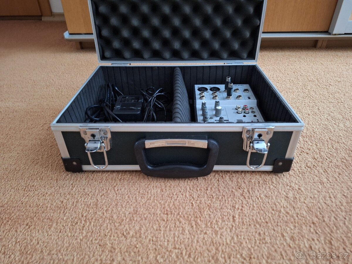 Prodám mixer Phonic MU 502 - 3