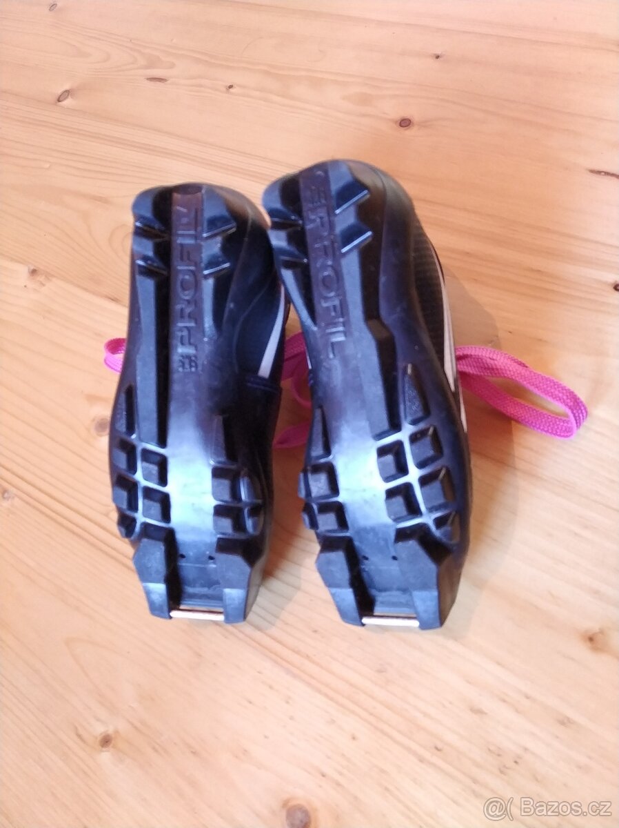 Běžecké boty Sporten Junior, vel. 29,5 - 3