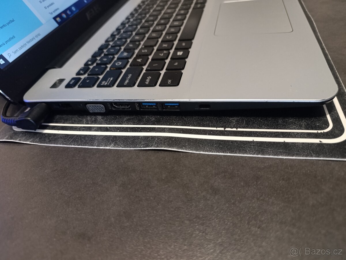 Notebook Asus R556LD - 3