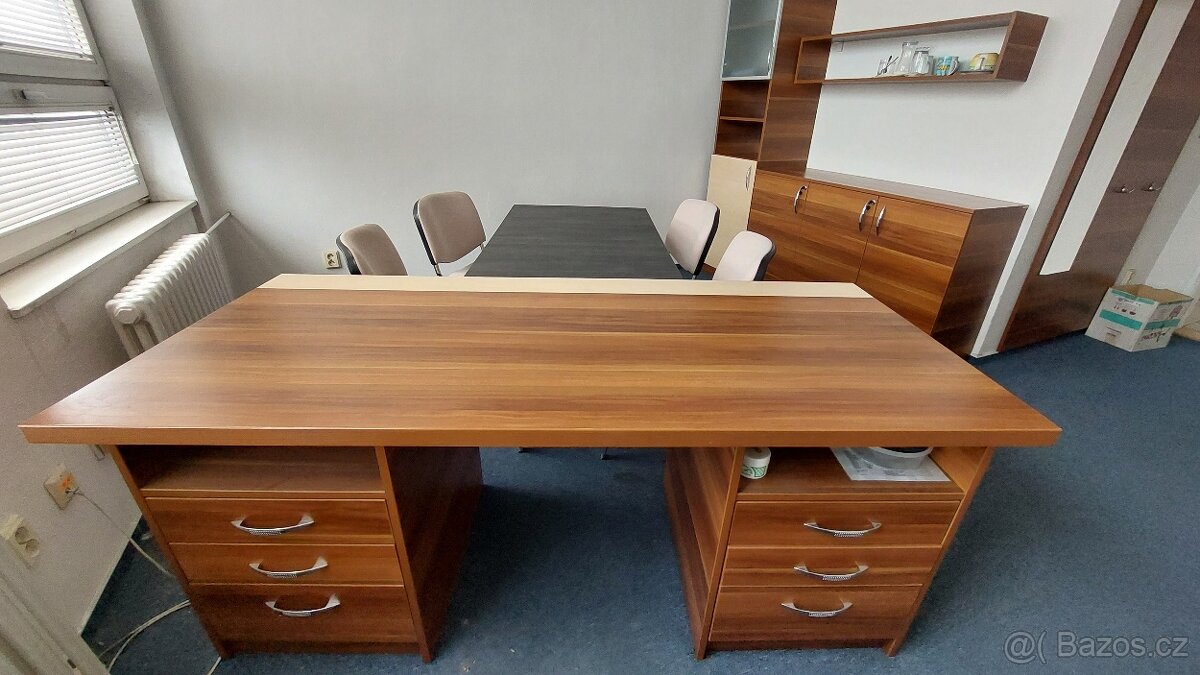Kancelářský nábytek - 3