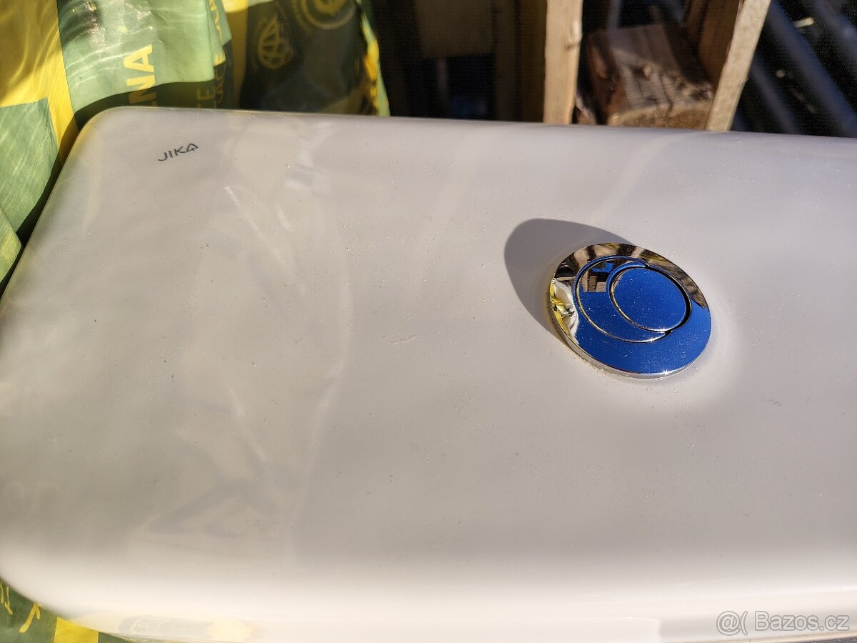 WC Kombi LYRA PLUS - spodní odpad - 3