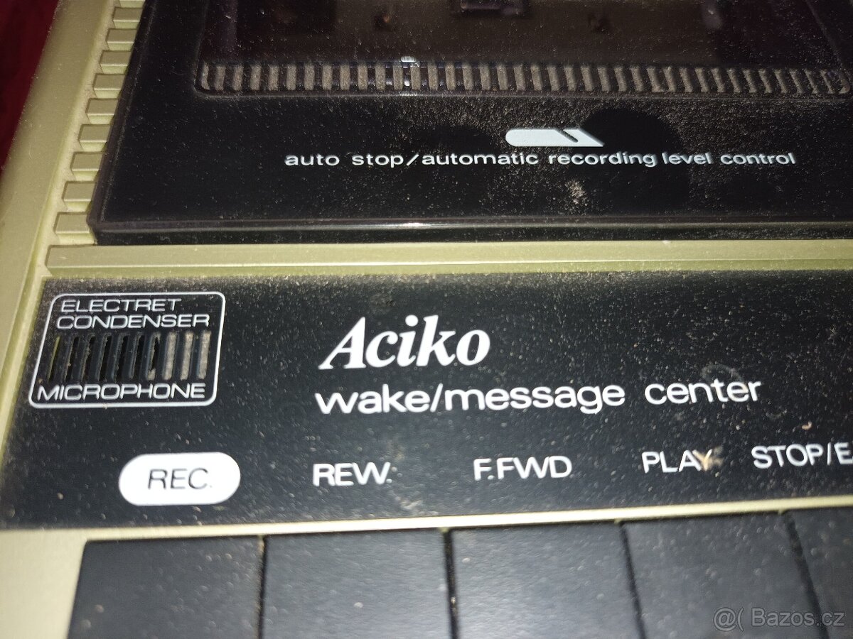 Multifunkční retro radiobudík - 3