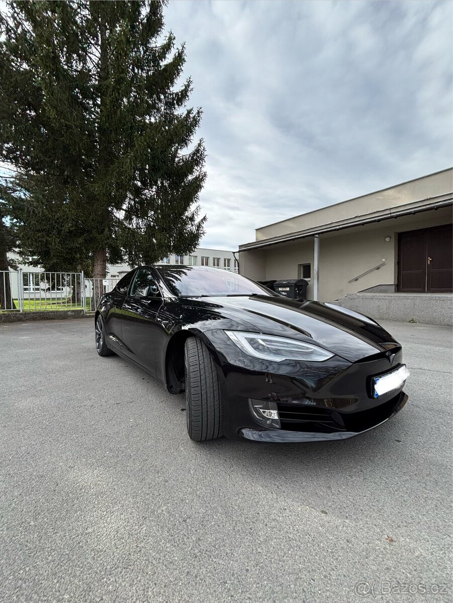 Tesla model s 100d - 3