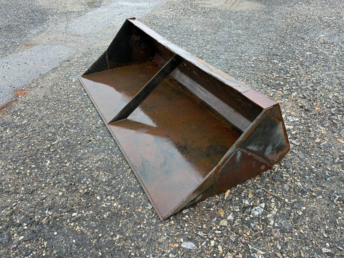 Čelní lopata UNC, Locust - 3