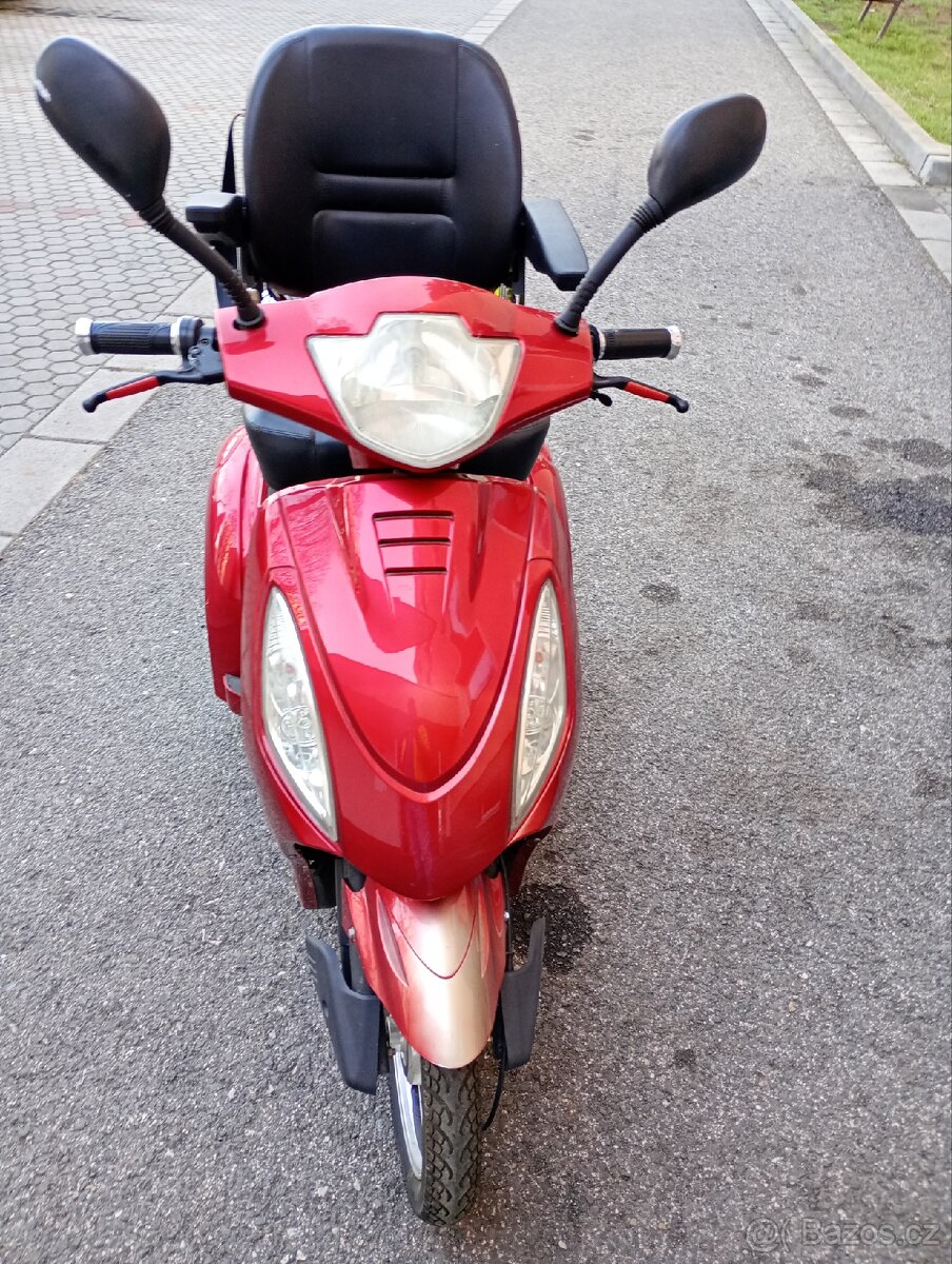 Elektrická tříkolka pro invalidy - 3