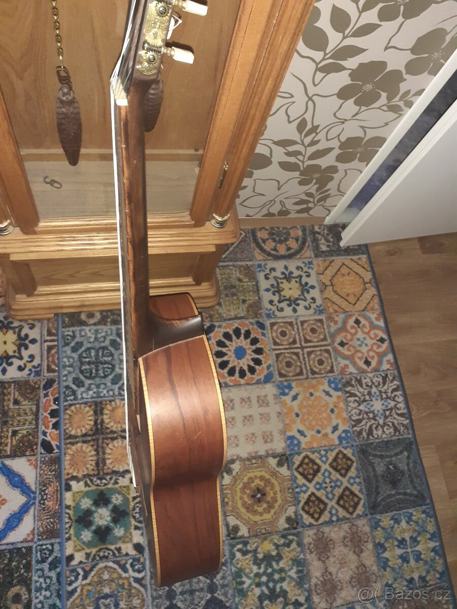 Kytara Schneider-1997 Classic 4/4 - 3